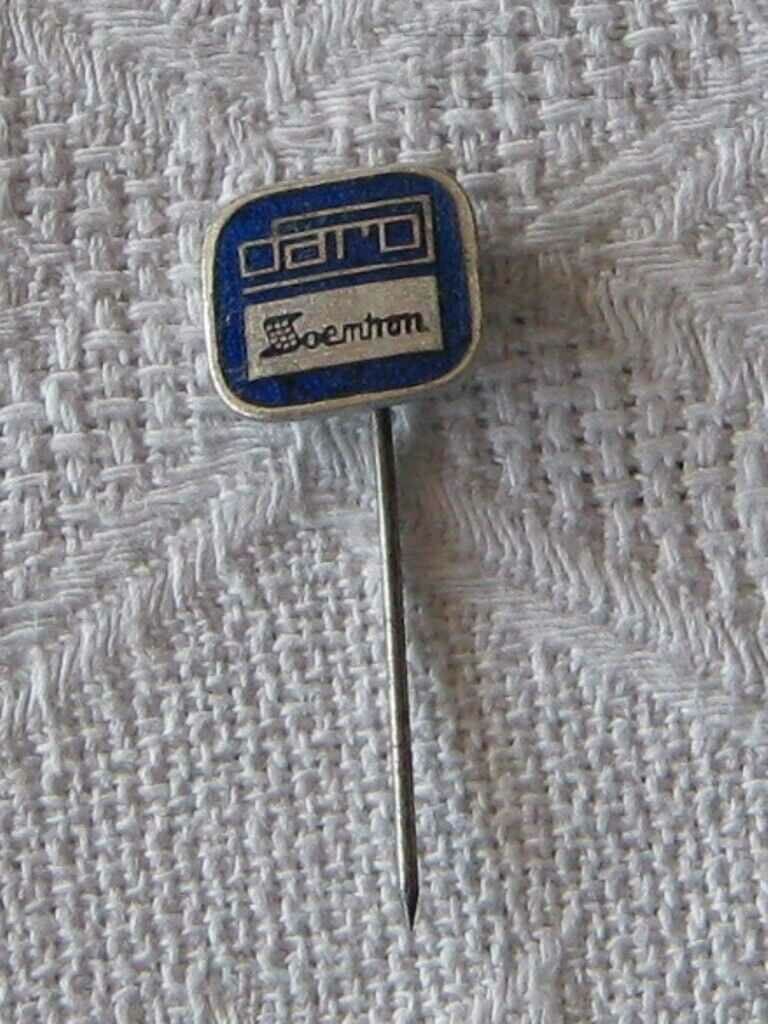 Auction  DDR GERMANY CALCULATORS FIRM SOEMTRON ETR PRINTING BADGE