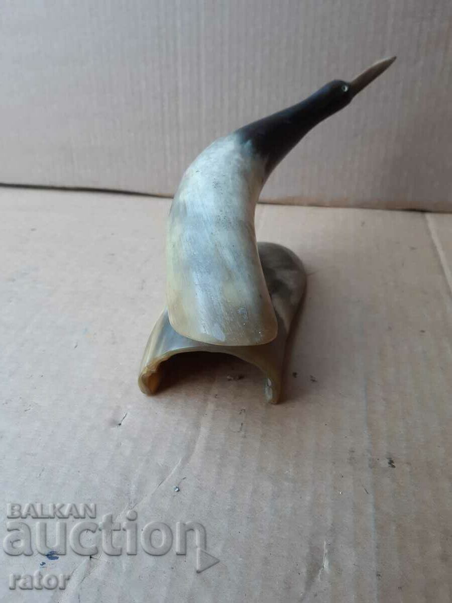 Delivery of Old horn-bird figure, socialism Delivery of Old horn-bird figure, socialism