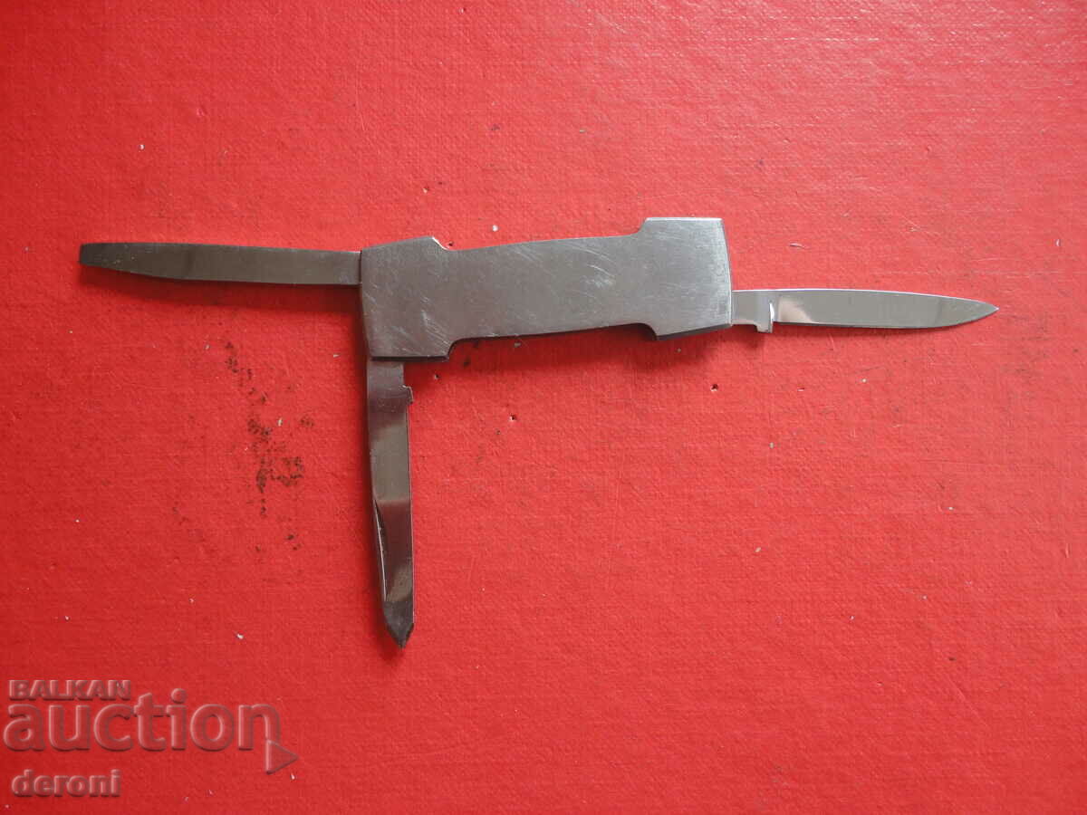 Доставка на Страхотен дамски нож ножка Доставка на Страхотен дамски нож ножка