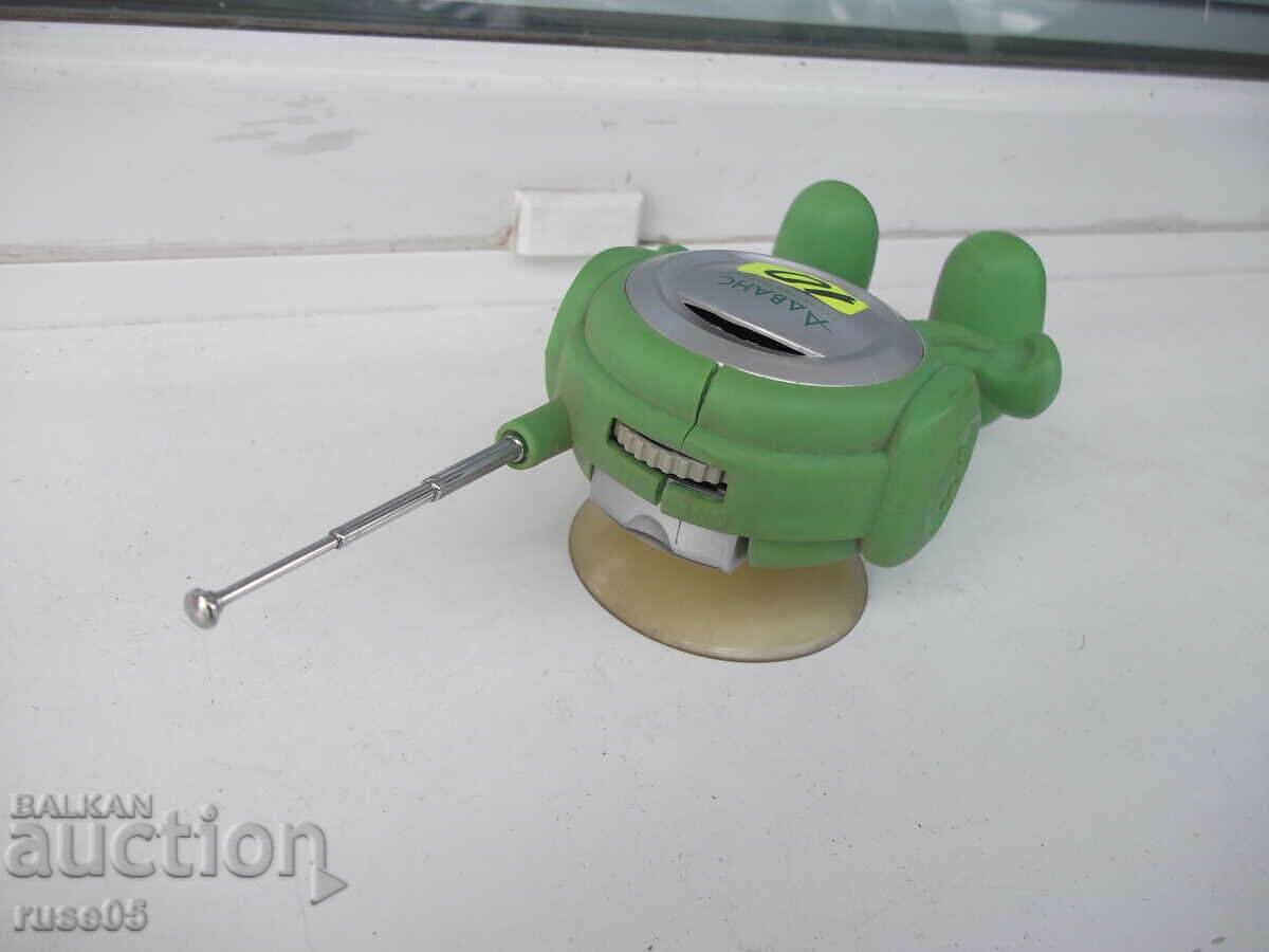 Ραδιοτρανζίστορ με βεντούζα που λειτουργεί - 6 Ραδιοτρανζίστορ με βεντούζα που λειτουργεί - 6