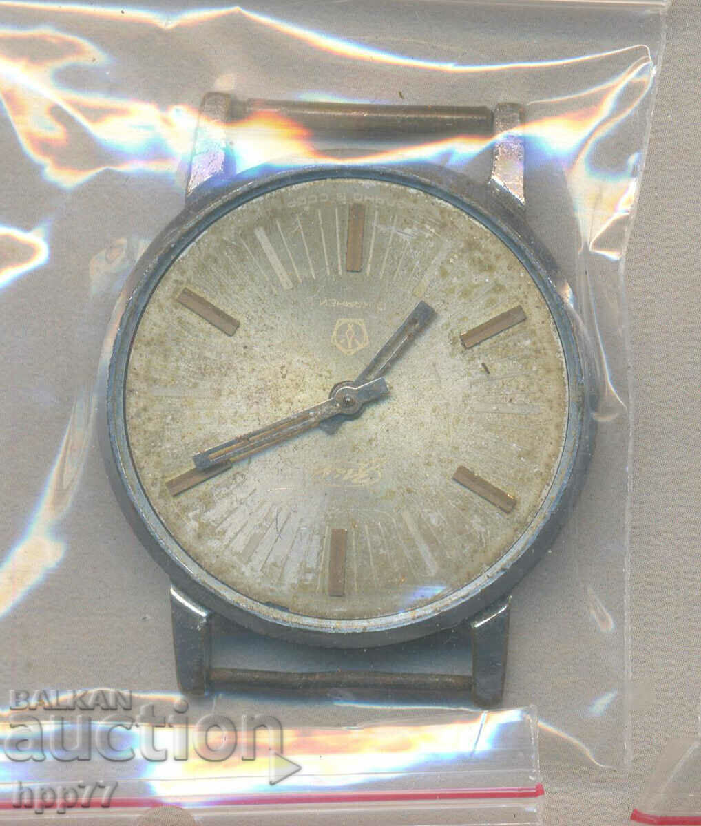clock mechanism 111
