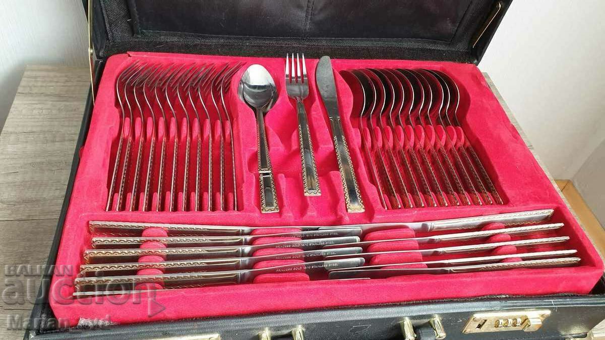 Δημοπρασία Σετ μαχαιροπήρουνων PRINCESS GOLD σε βαλίτσα