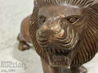 Wood carving Lion Dimensions 55x30 cm