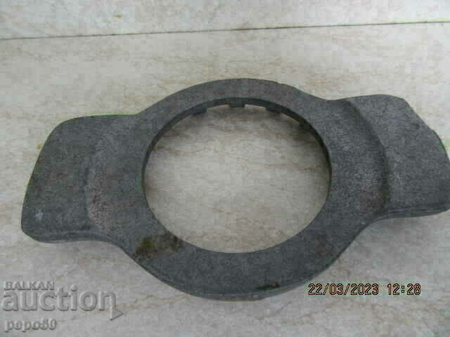 Auction  2 pcs. OLD CLOSURES FOR JARS "OMNIA" FROM SOCA