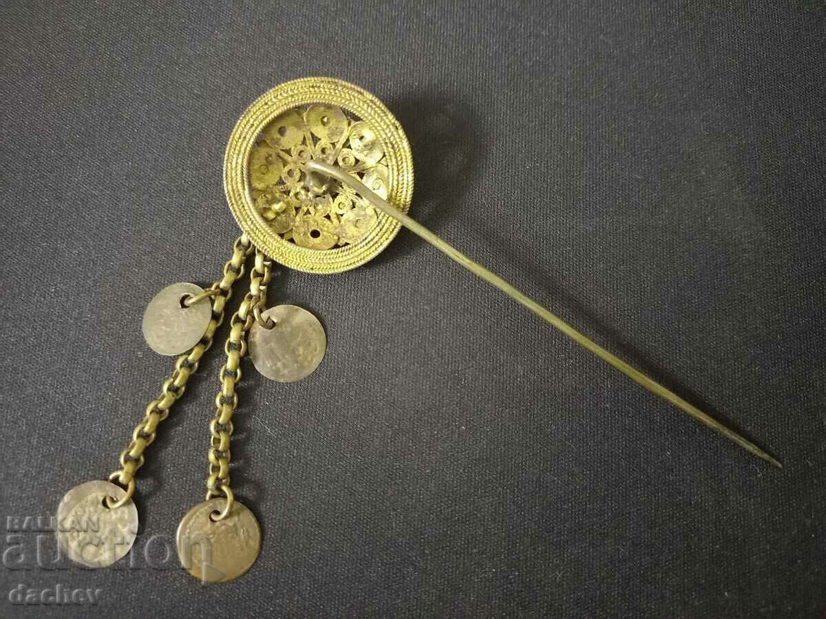 Delivery of RENAISSANCE MERCURY PLATED HAIR PIN - TOP CONDITION! Delivery of RENAISSANCE MERCURY PLATED HAIR PIN - TOP CONDITION!