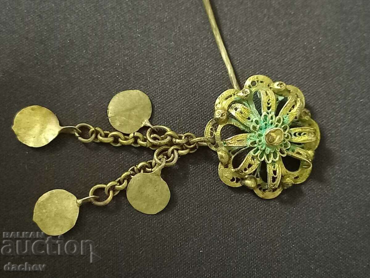 Аукцион ВЪЗРОЖДЕНСКА ИГЛА ЗА КОСА ЖИВАЧНА ПОЗЛАТА - ТОП СЪСТОЯНИЕ!