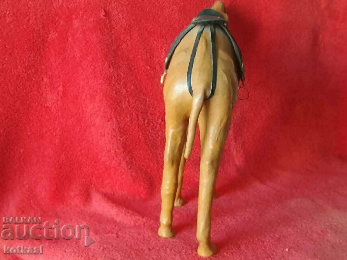 Old figure of Camilla height about 29.30 cm. - 6 Old figure of Camilla height about 29.30 cm. - 6