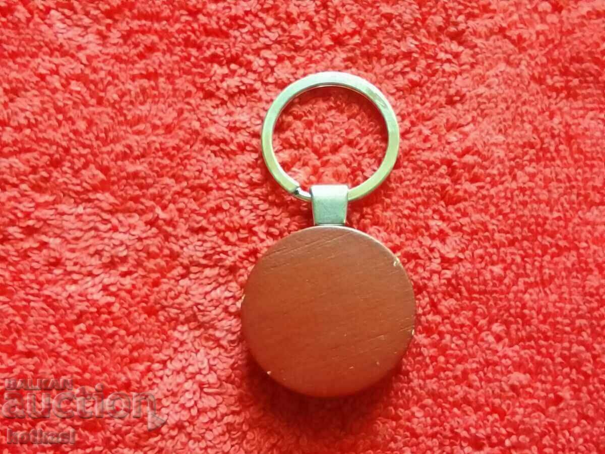 Delivery of Old key chain Italy new Delivery of Old key chain Italy new