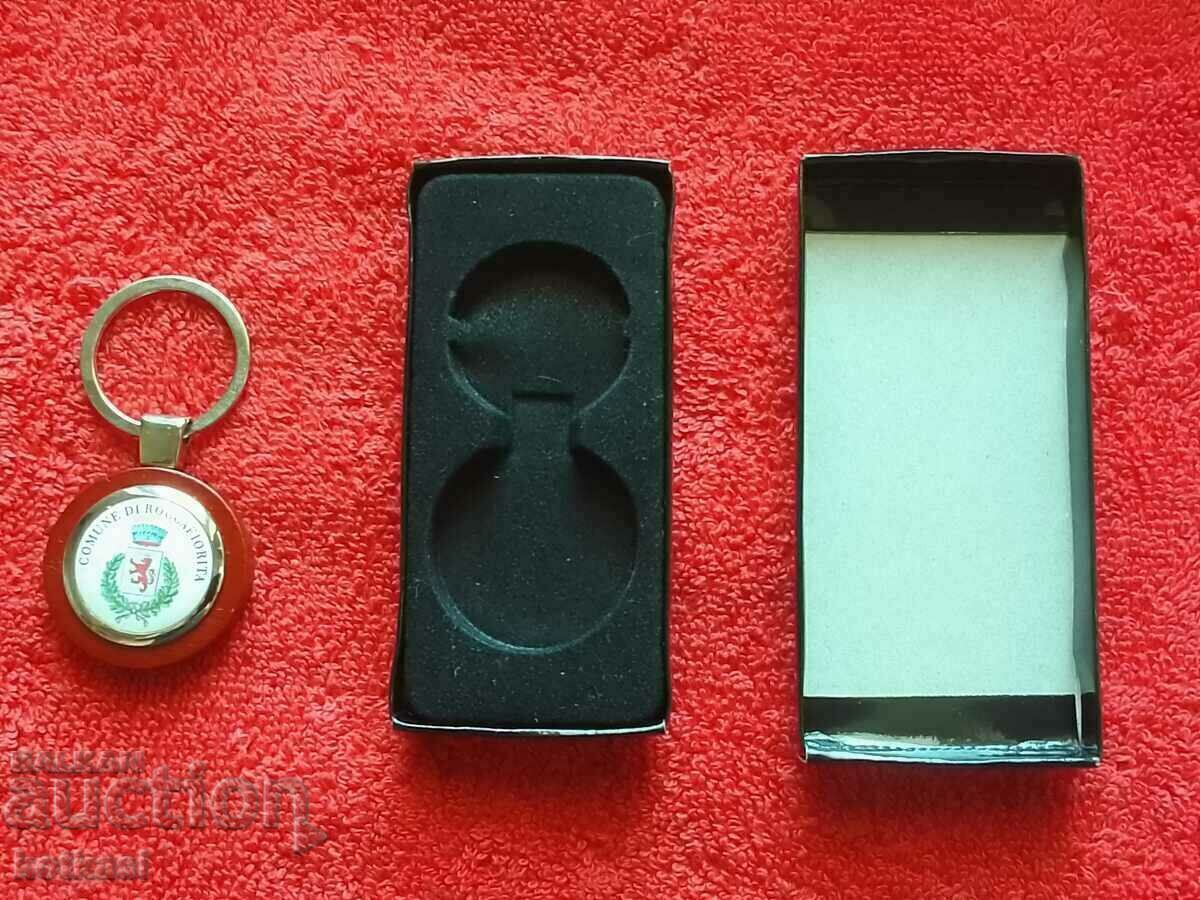 Old key chain Italy new Old key chain Italy new