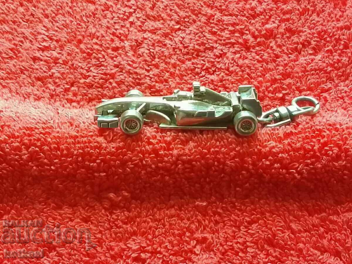 Vintage Ferrari Shell Metal Keychain with price 10.50 BGN | € 5.37 Vintage Ferrari Shell Metal Keychain with price 10.50 BGN | € 5.37