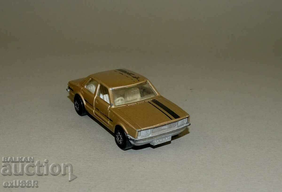 Cutie de chibrituri Cutie de chibrituri Lesney Anglia Ford Taunus Cortina Carucior