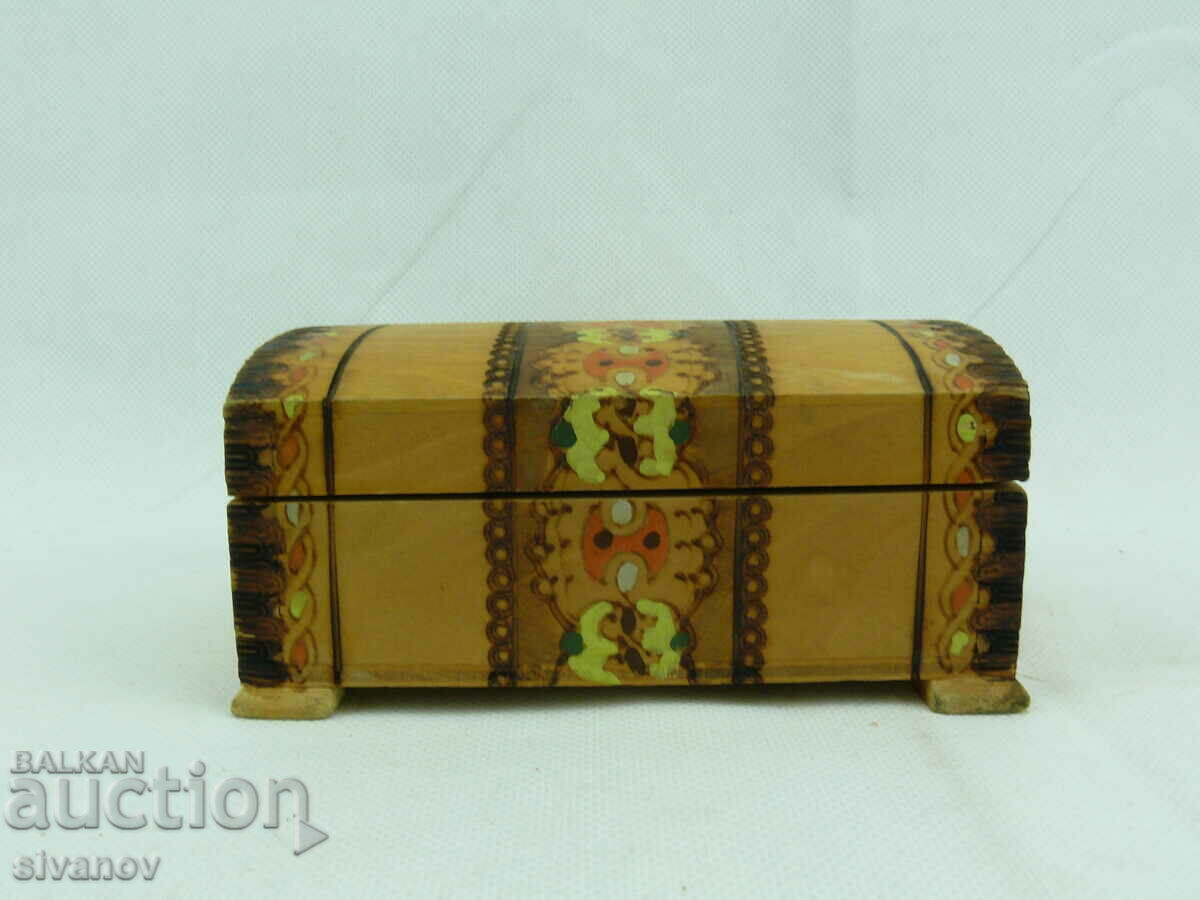 Old Wooden Jewelry Box #2355 with price 14.99 BGN | € 7.66 Old Wooden Jewelry Box #2355 with price 14.99 BGN | € 7.66