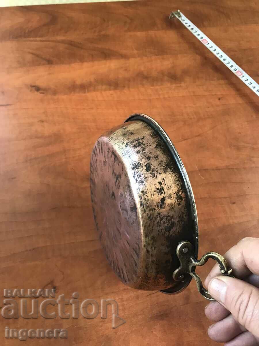 Delivery of HONEY COPPER BAKE PAN ANTIQUE BREAD DISH