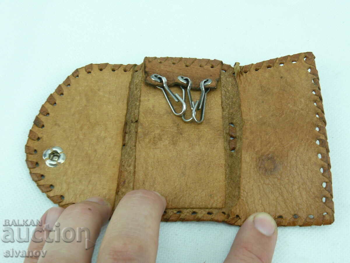 Auction Old Leather Keychain #2360 Auction Old Leather Keychain #2360