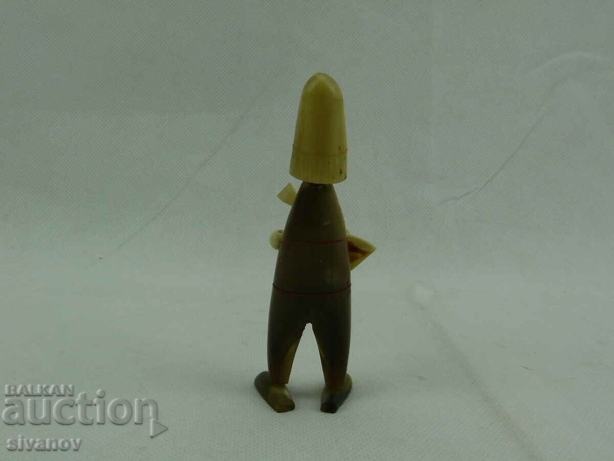 Livrarea Interesantă figura de chitarist cu corn vechi #2366 Livrarea Interesantă figura de chitarist cu corn vechi #2366