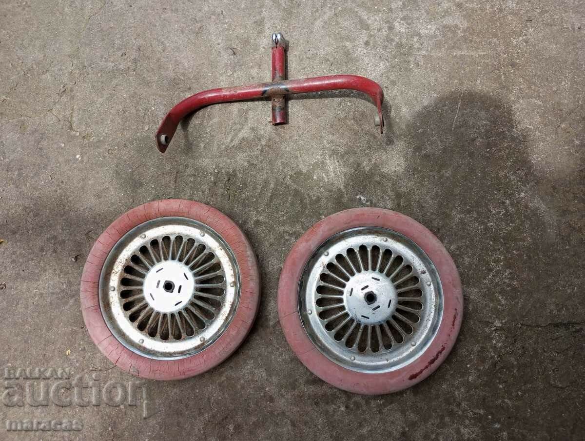Parts of a children's tricycle with price 15.00 BGN | € 7.67 Parts of a children's tricycle with price 15.00 BGN | € 7.67