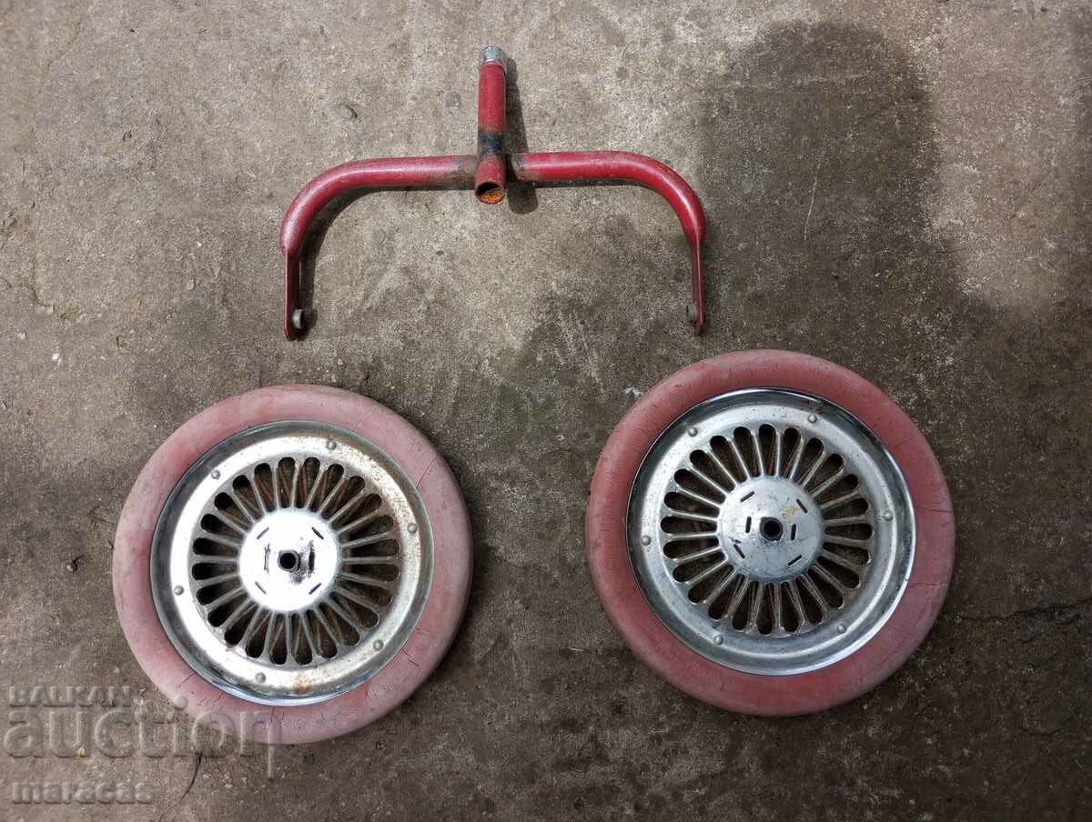 Parts of a children's tricycle