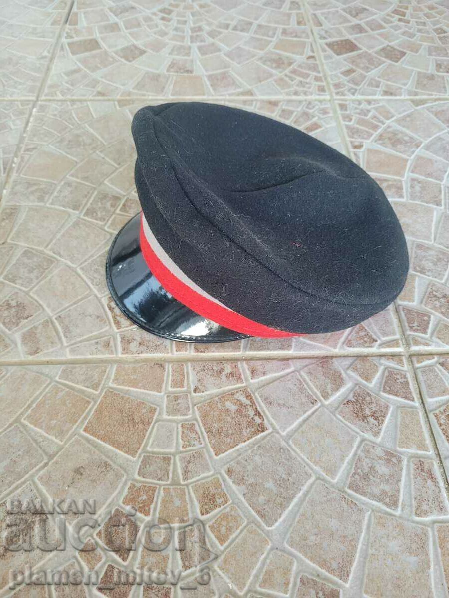 фуражка, шапка с цена 60.00 лв. | € 30.68 фуражка, шапка с цена 60.00 лв. | € 30.68