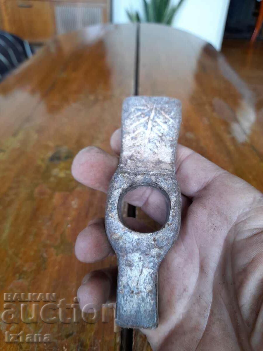 Auction Old hammer, hammer Auction Old hammer, hammer