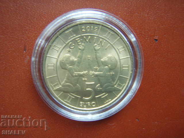 5 Euro 2019 San Marino "Gemeni" - Unc (Zodiac - Gemeni) cu preț 22.89 BGN | € 11.70 5 Euro 2019 San Marino "Gemeni" - Unc (Zodiac - Gemeni) cu preț 22.89 BGN | € 11.70