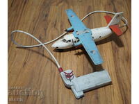 Παλιό τσέχικο πλαστικό μοντέλο παιχνίδι αεροπλάνων