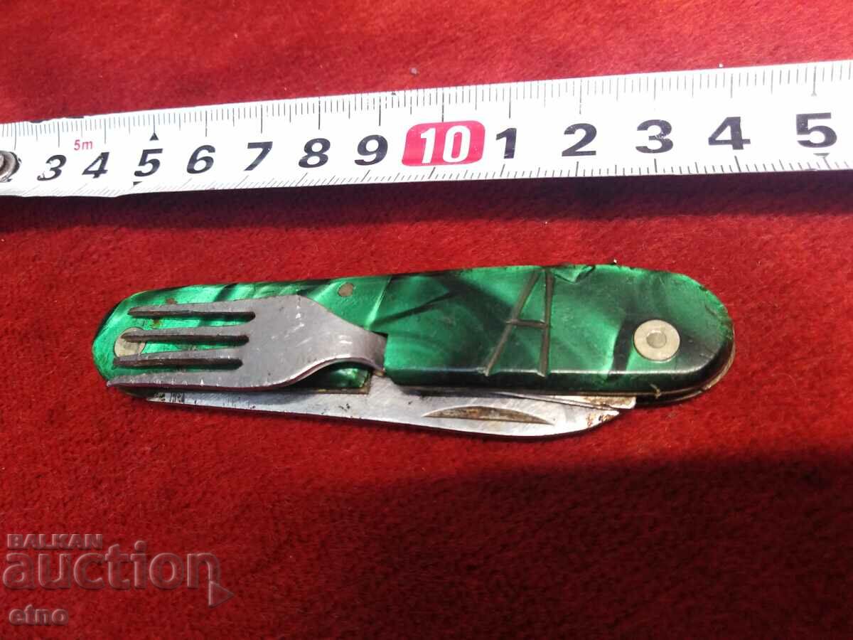 Delivery of POCKET KNIFE - FRIDAY DENEV Delivery of POCKET KNIFE - FRIDAY DENEV