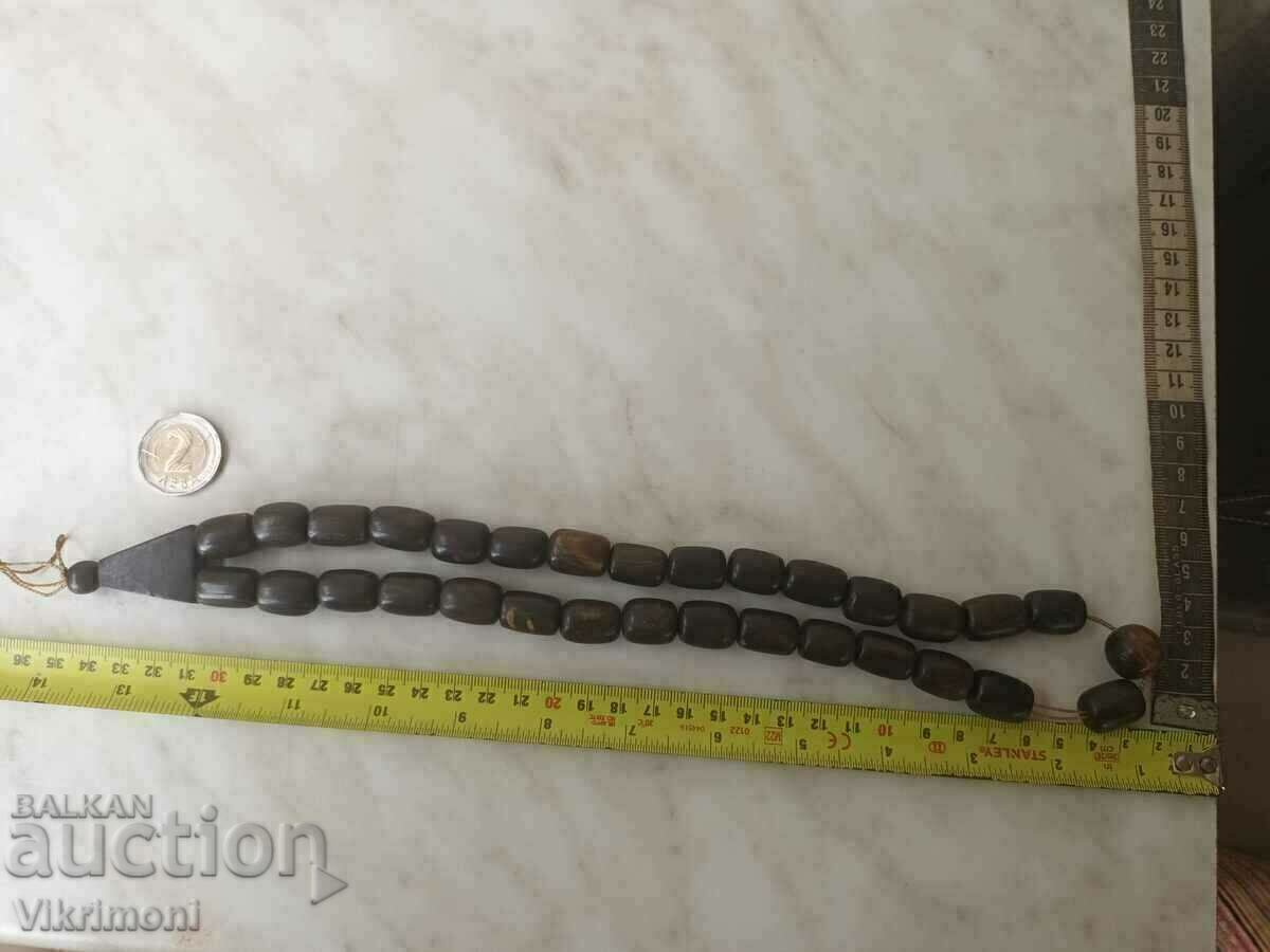 От дядо шкафа стара,броеница,Рог,Рядка,махагон с цена 260.00 лв. | € 132.94 От дядо шкафа стара,броеница,Рог,Рядка,махагон с цена 260.00 лв. | € 132.94