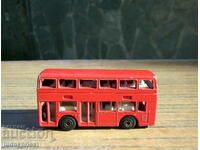 играчка автобус London bus matchbox made in Macau 1981 год.