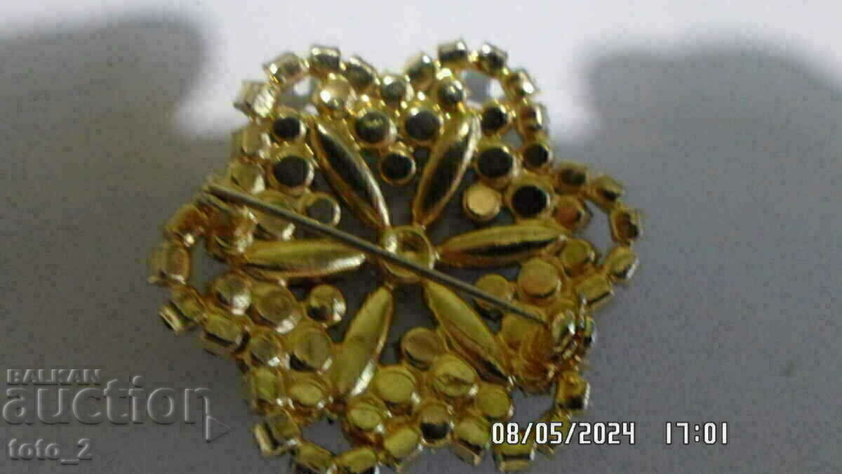 Delivery of OLD BEAUTIFUL BROOCH - DISCOUNT !!! Delivery of OLD BEAUTIFUL BROOCH - DISCOUNT !!!