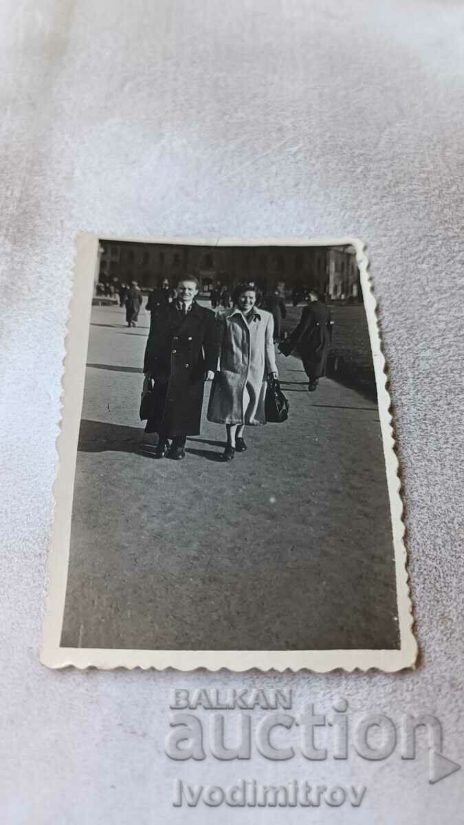 Photo Sofia Man and woman on a walk