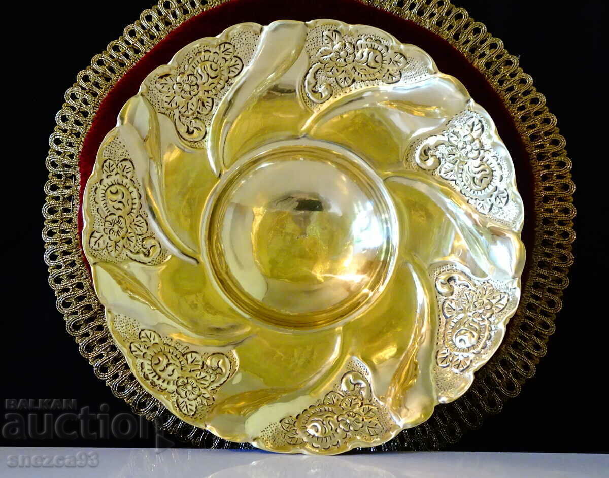 Bronze fruit bowl, salad bowl, embossed roses, gilding - 7 Bronze fruit bowl, salad bowl, embossed roses, gilding - 7