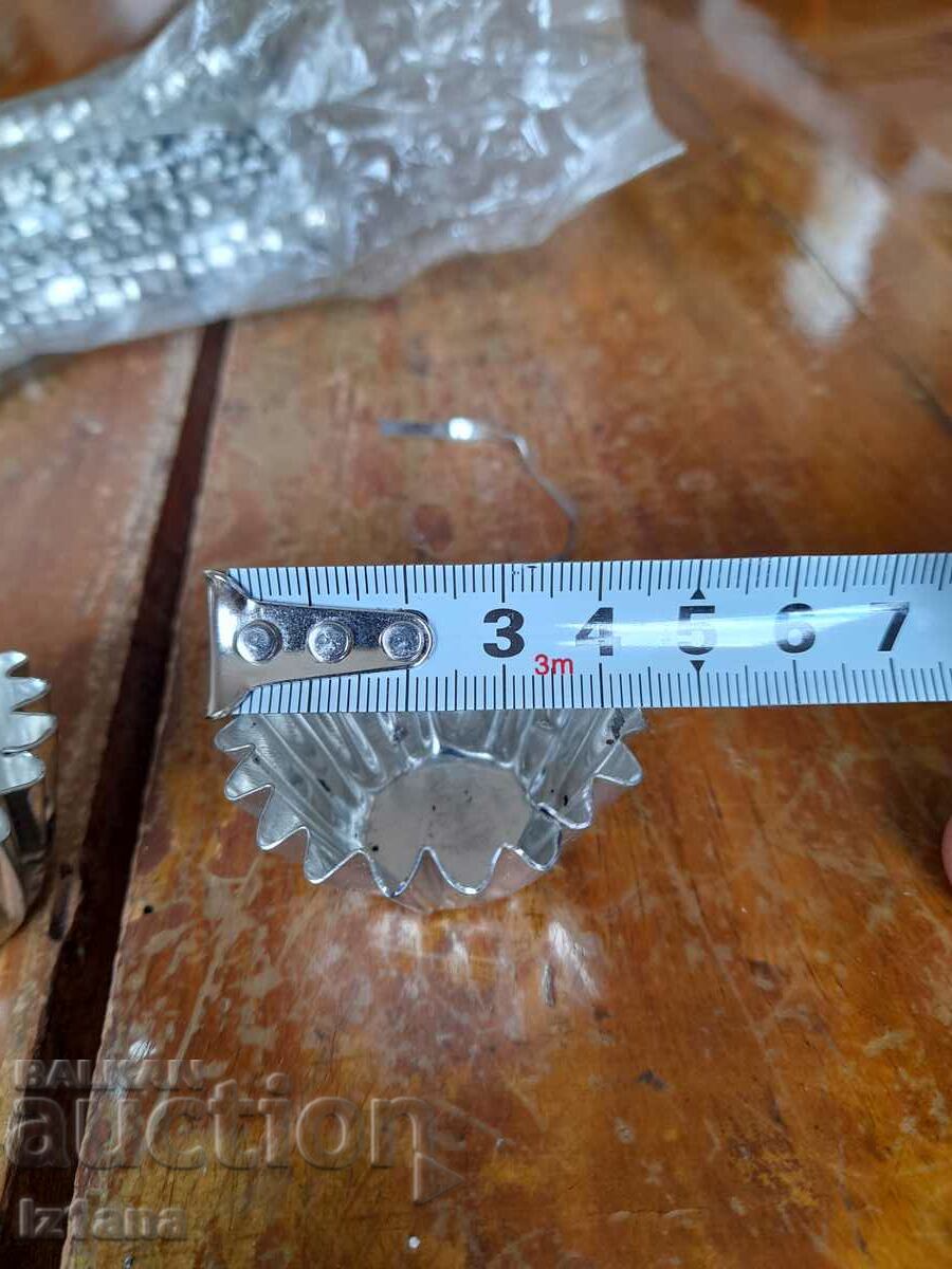 Old candy molds - 5 Old candy molds - 5