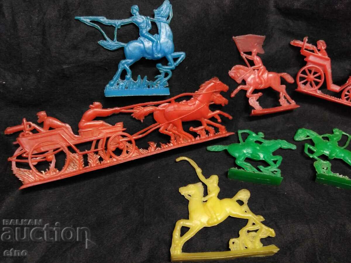 SOC TOYS - SOLDIERS, toy with price 25.00 BGN | € 12.78 SOC TOYS - SOLDIERS, toy with price 25.00 BGN | € 12.78