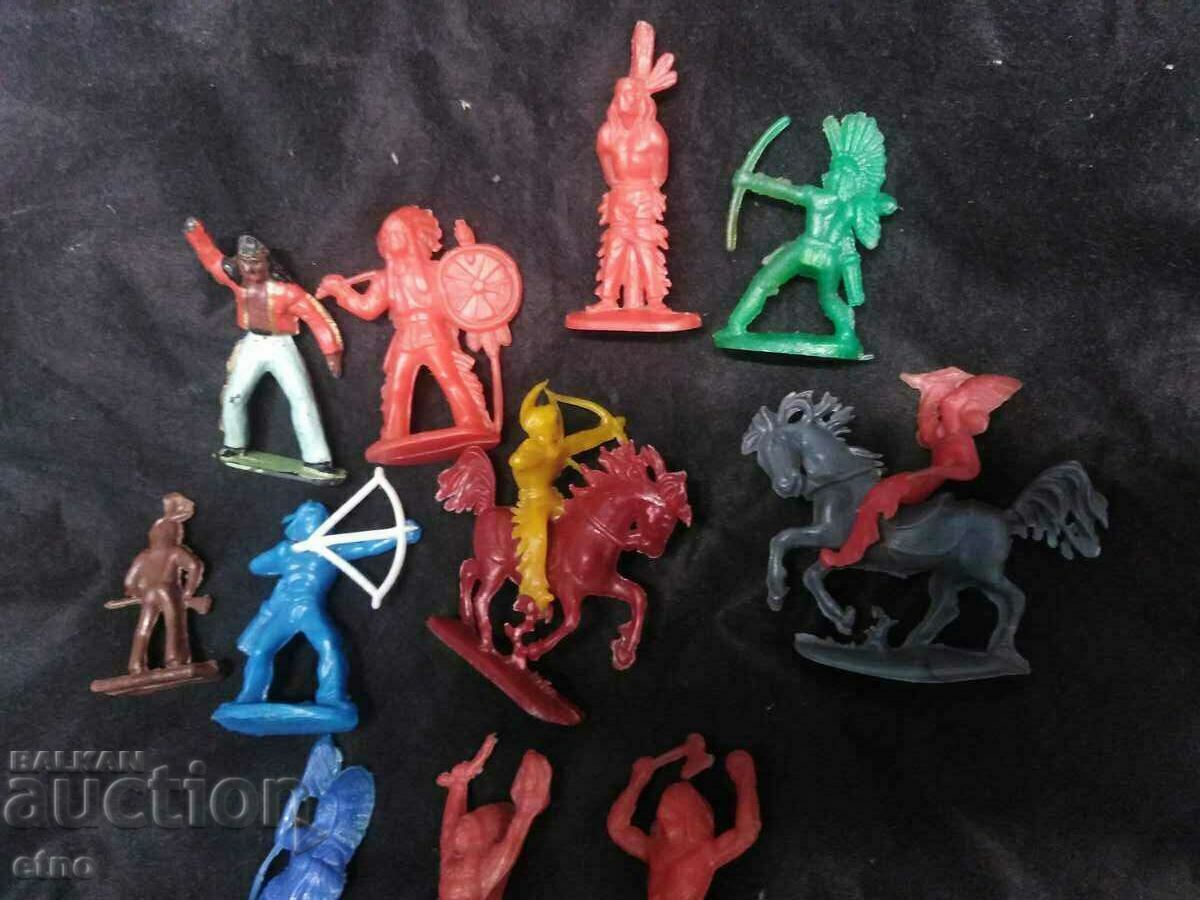 SOCIAL TOYS - SOLDIERS, toy, Indians with price 20.00 BGN | € 10.23 SOCIAL TOYS - SOLDIERS, toy, Indians with price 20.00 BGN | € 10.23