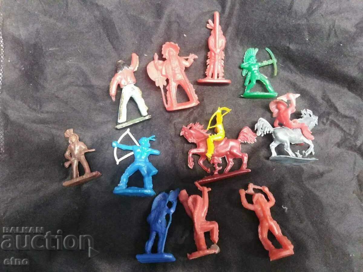 Auction SOCIAL TOYS - SOLDIERS, toy, Indians Auction SOCIAL TOYS - SOLDIERS, toy, Indians