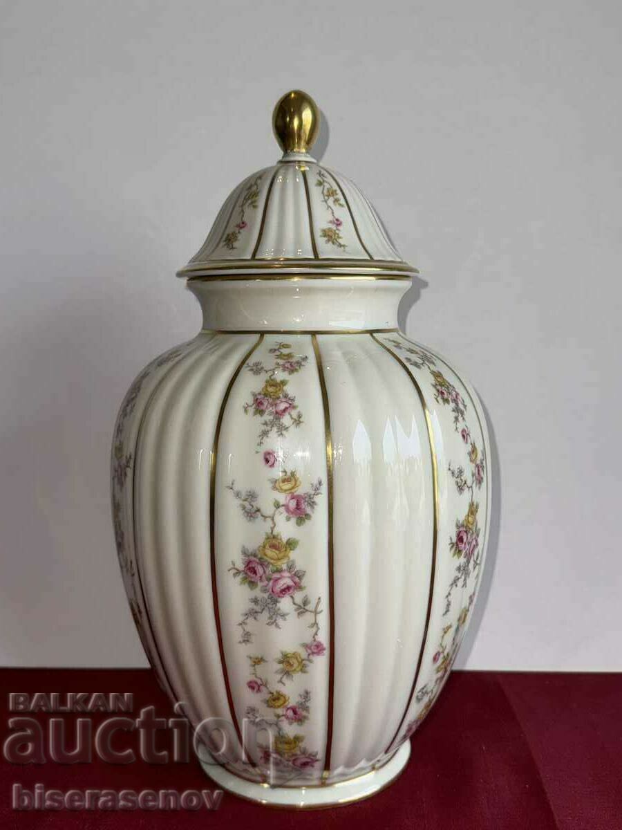 Beautiful vase with lid || Marked JOHANN HAVILAND BAVARIA