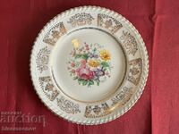 A beautiful plate || Old English JOHNSON BROS MADE IN ENGLAND
