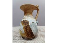 Collector's Greek vase marking