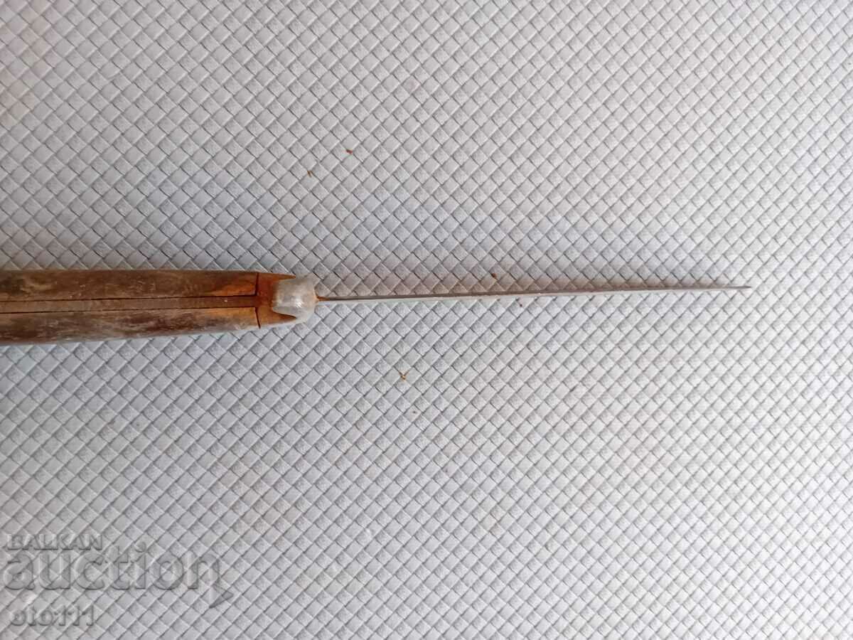 OLD KNIFE - 6 OLD KNIFE - 6