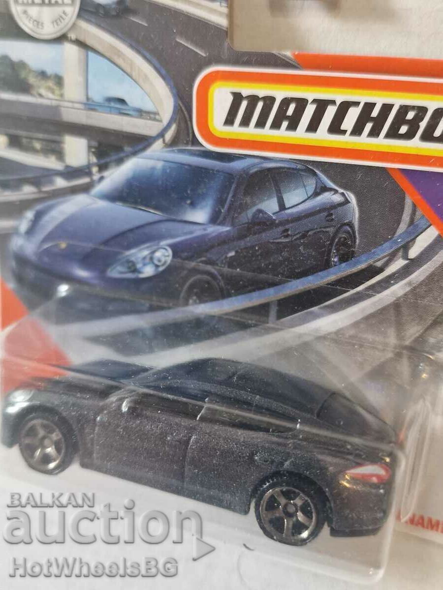 Matchbox - 2010 PORSCHE PANAMERA cu preț € 5.11 | 9.99 BGN