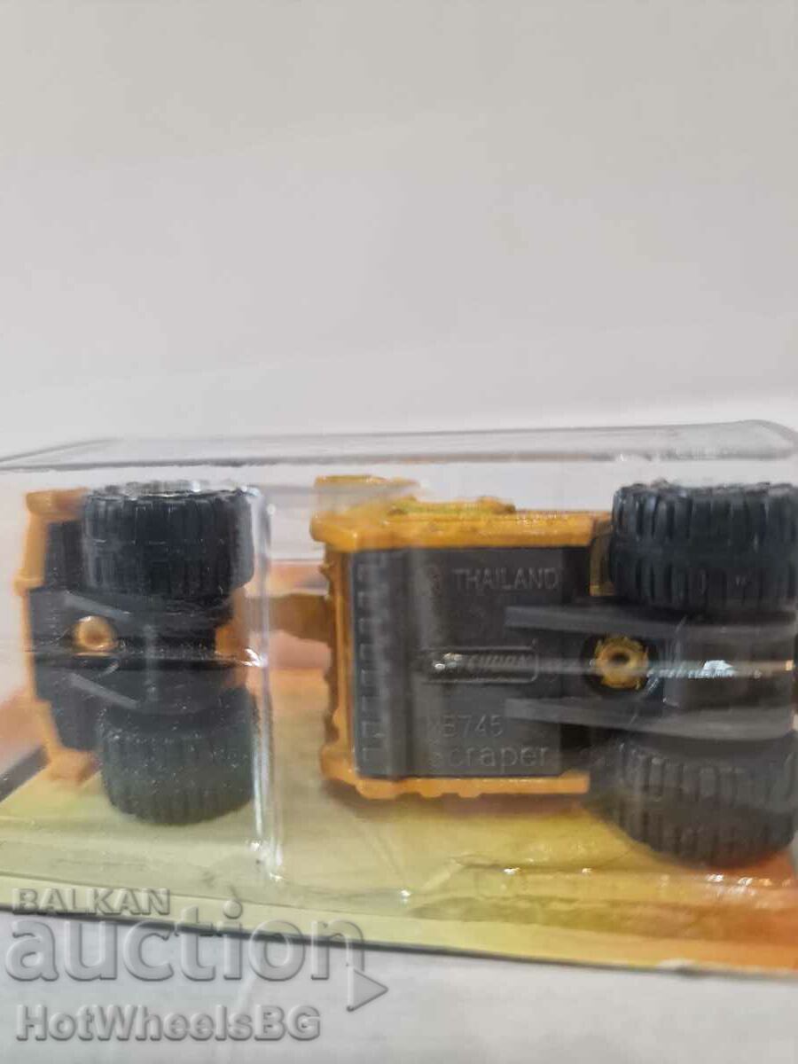 Delivery of Matchbox - No. MB 745 - SCRAPER Delivery of Matchbox - No. MB 745 - SCRAPER