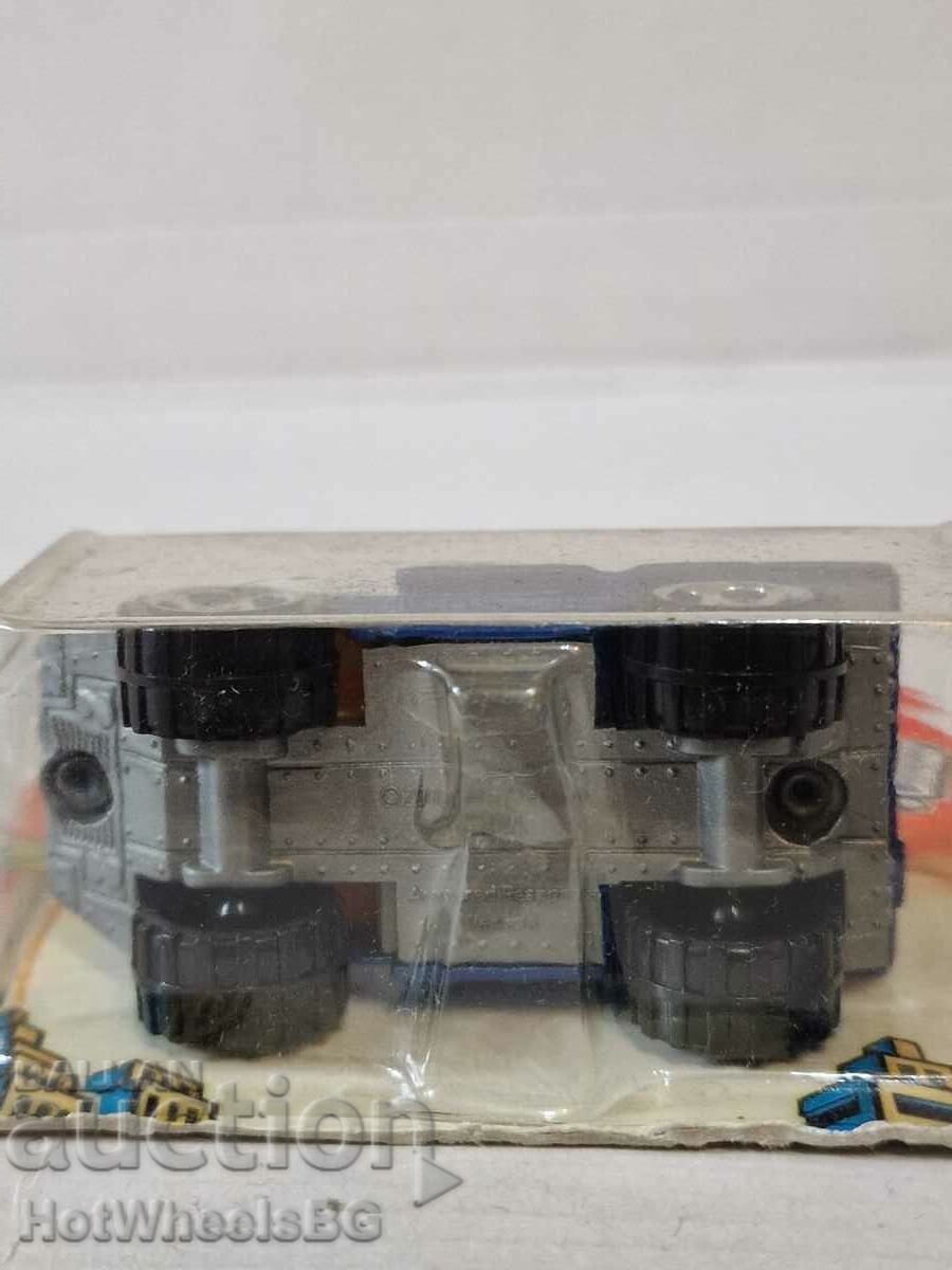 Παράδοση Σπιρτόκουτο - ολοκαίνουργιο μεταλλικό καρότσι Παράδοση Σπιρτόκουτο - ολοκαίνουργιο μεταλλικό καρότσι