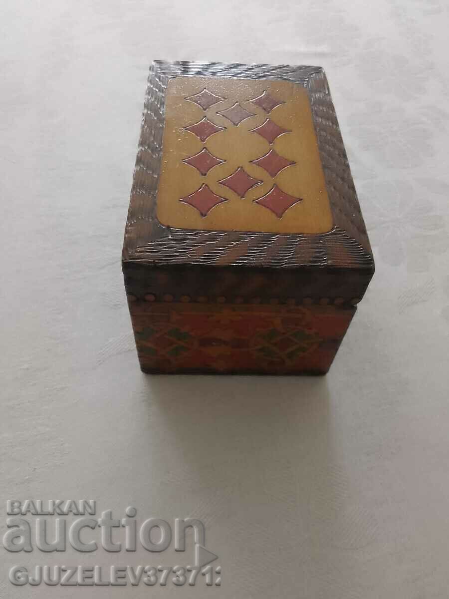 Cutie veche din lemn de carton pirograf - 5