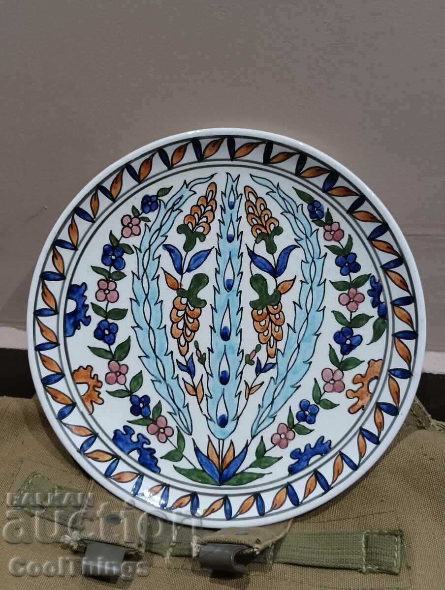 Decorative plate marked