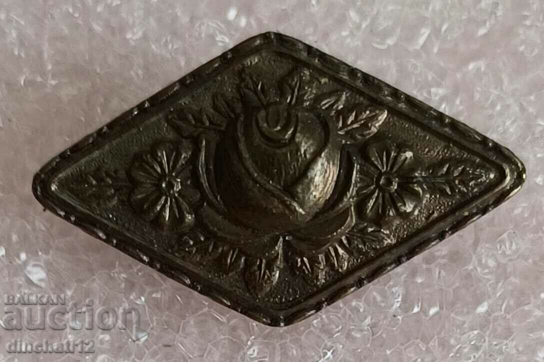 Auction Old very rare Rhombus Rose brooch Auction Old very rare Rhombus Rose brooch