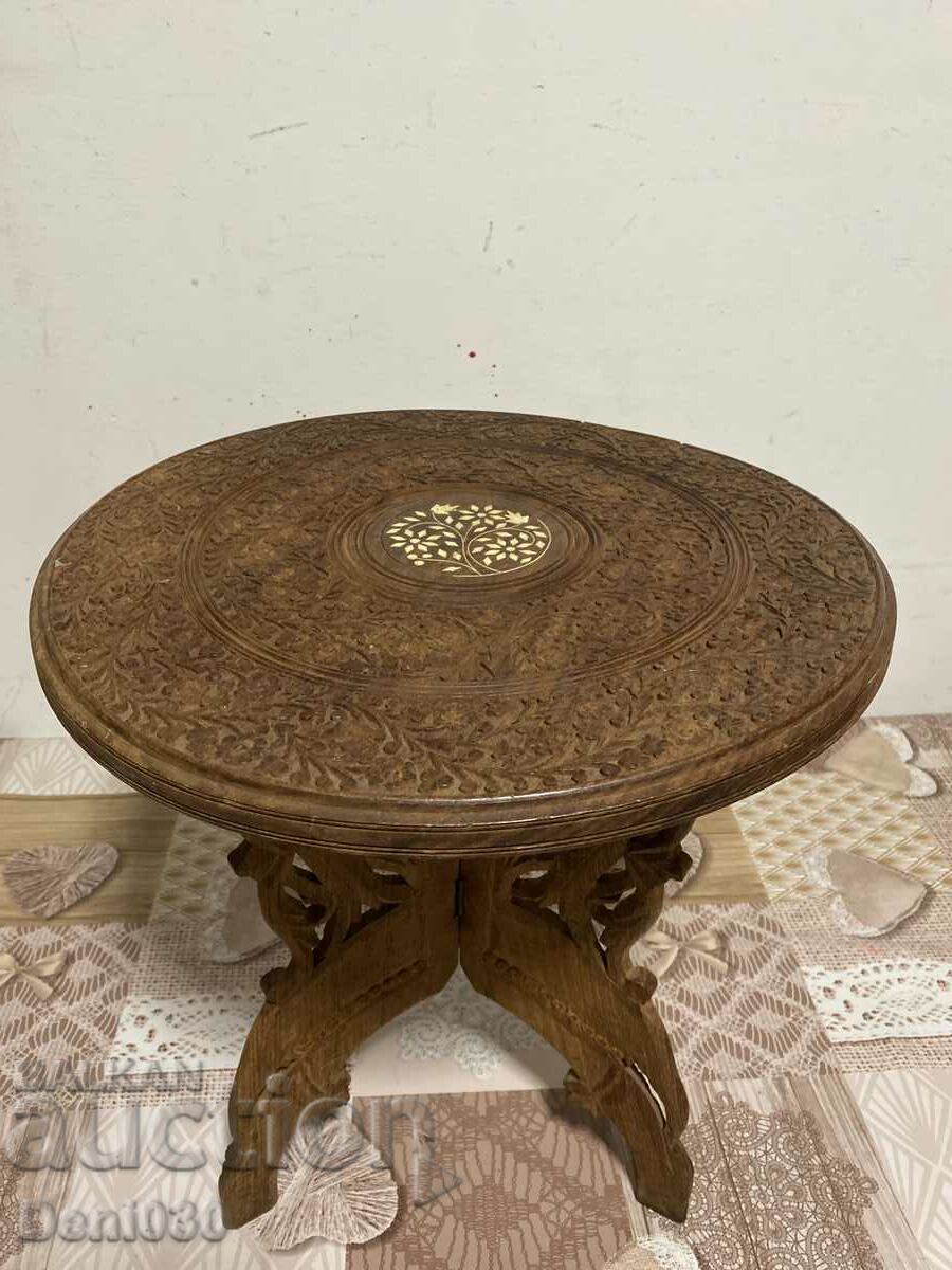 Μοναδικό σκαλισμένο ξύλινο πτυσσόμενο τραπέζι