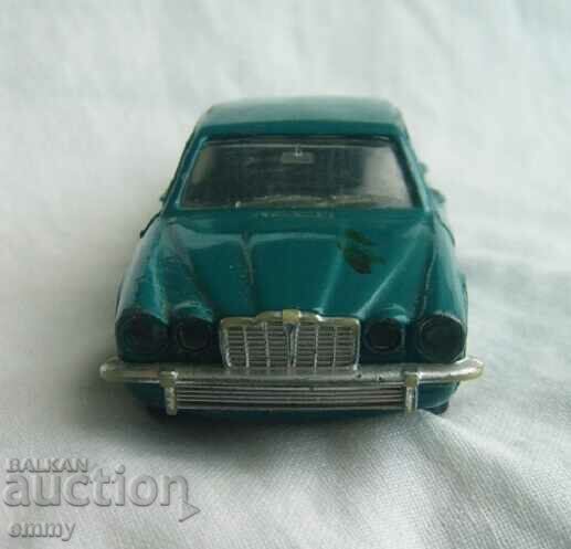 Jaguar XJ 12L Polistil / Jaguar XJ 12L pram, Italy with price 26.00 BGN | € 13.29 Jaguar XJ 12L Polistil / Jaguar XJ 12L pram, Italy with price 26.00 BGN | € 13.29