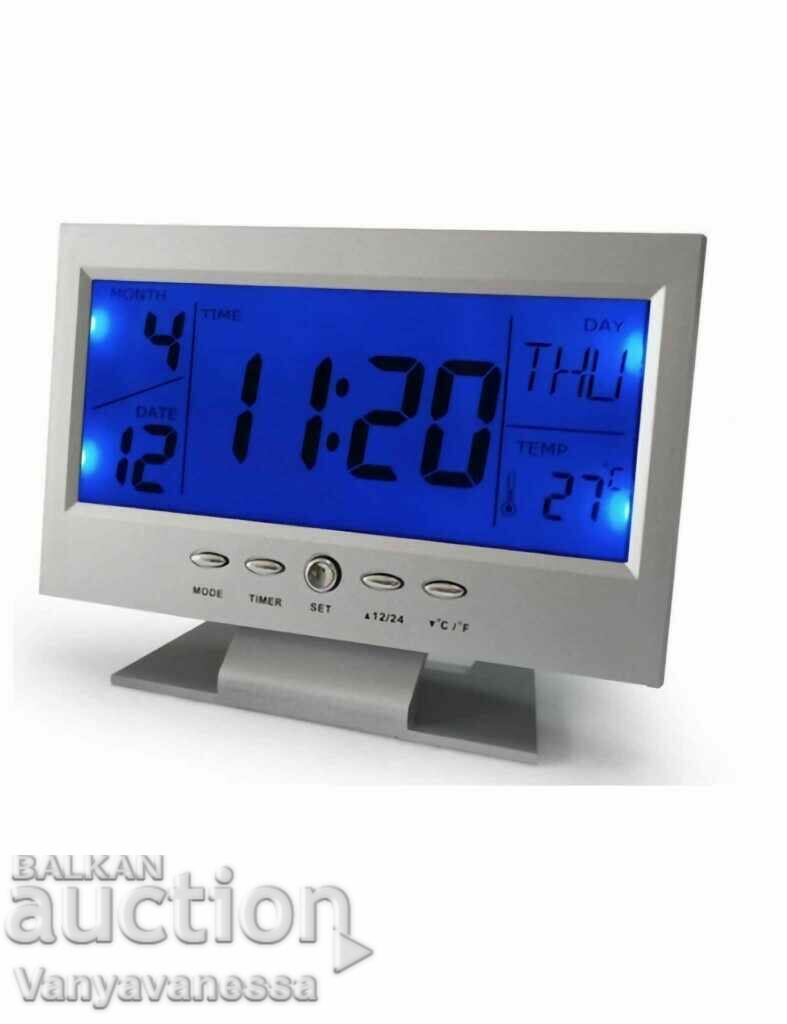 Електронен цифров часовник с акустичен алармен сензор