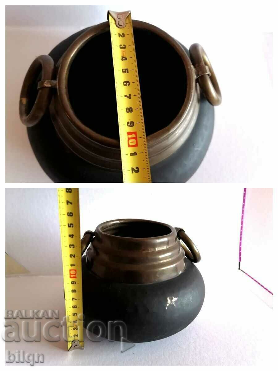 A great Old Bronze Vessel - 7 A great Old Bronze Vessel - 7