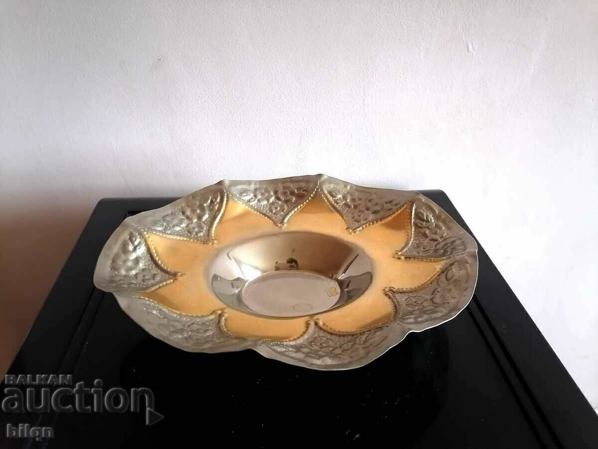 Beautiful 24K Gold Plated Fruitiera Beautiful 24K Gold Plated Fruitiera